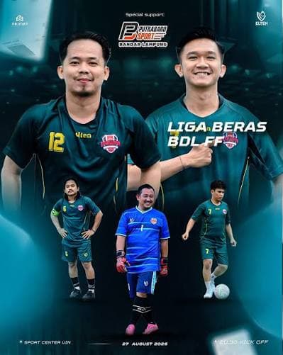 Pemain BDL FF berjersey hijau tua di poster Liga Beras
